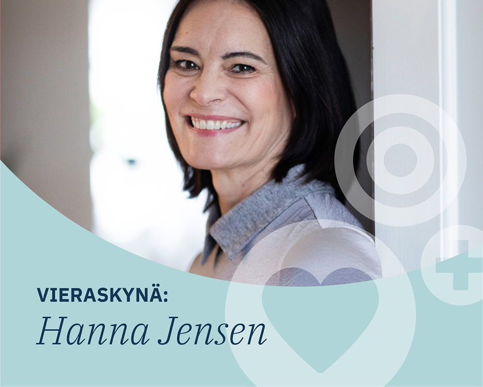 Hanna Jensen hymyilee kameralle