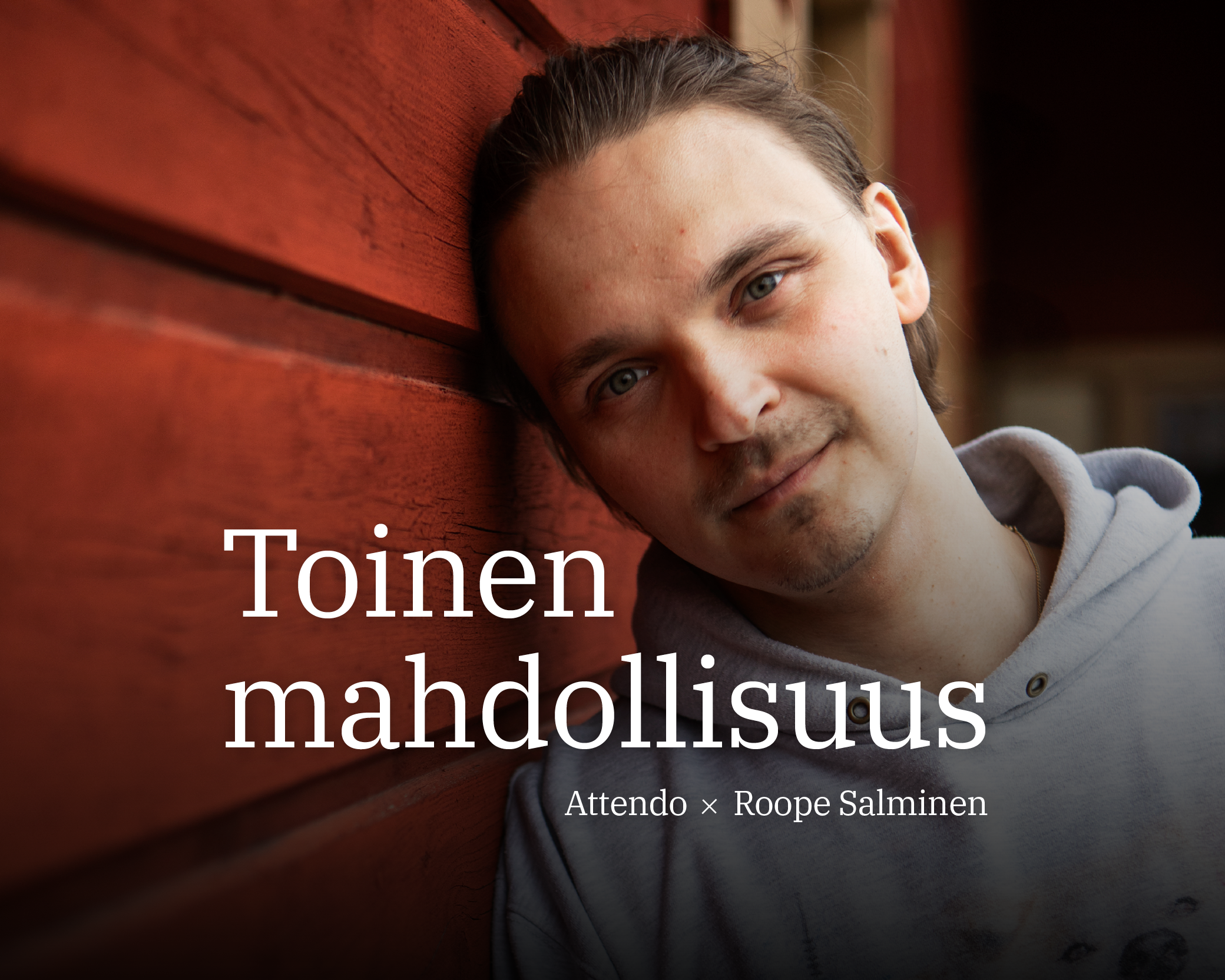 Toinen mahdollisuus -podcastin kansikuva, jossa Roope Salminen nojaa punaiseen seinään, teksti toinen mahdollisuus kuvan päällä.