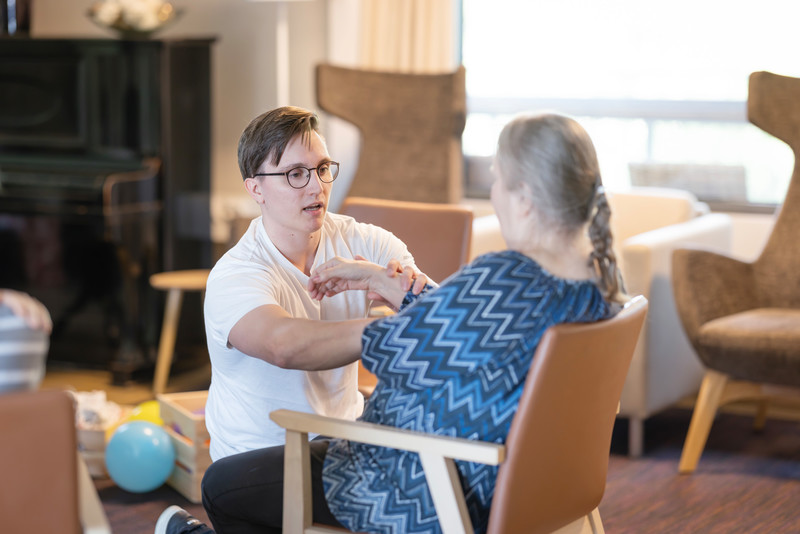 Kotikäynneillä kuntoutus tapahtuu arjen toimintaympäristössäsi tarpeitasi kuunnellen